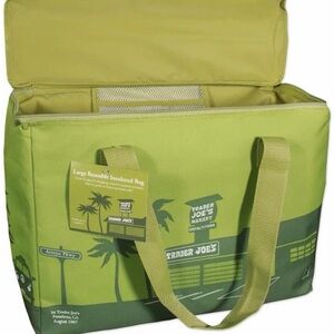 Trader Joe's Large Insulated Tote - Resuseable - 8 Gallon Cooler